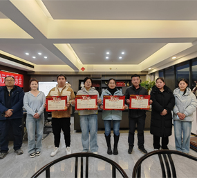 阳春三月  巅峰对决